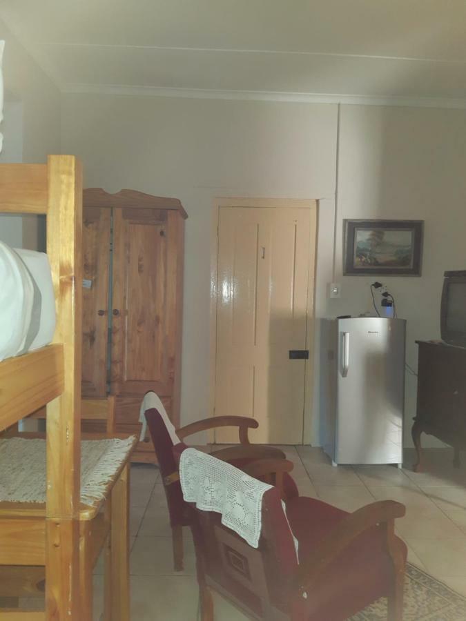 Sutherland Guest House Extérieur photo