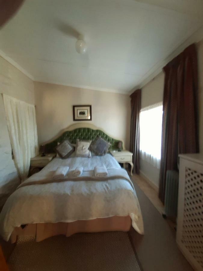 Sutherland Guest House Extérieur photo
